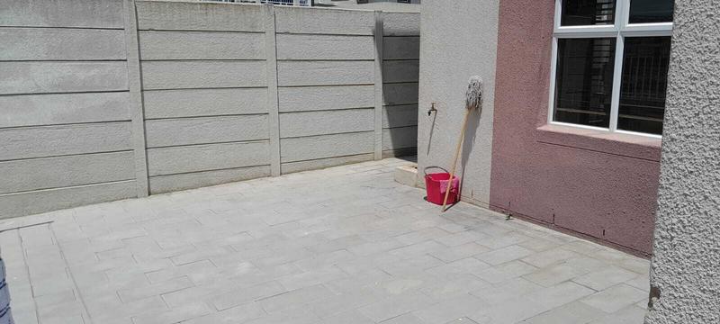3 Bedroom Property for Sale in Buhrein Western Cape